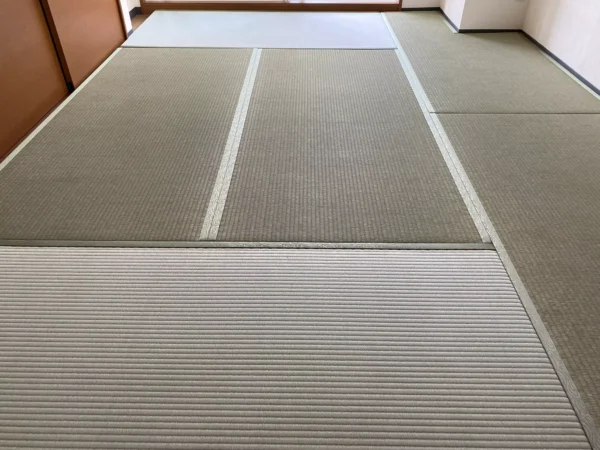 フローリングから畳へ